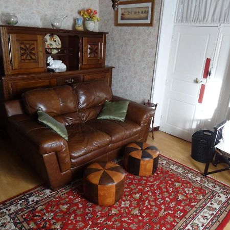 Charming French Cottage-Gite In The Heart Of Quiet Gorron Ngoại thất bức ảnh